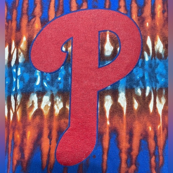 Philadelphia Phillies tee shirt size 2XL unique shirt and super comfortable - Picture 4 of 8